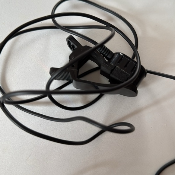 Talk safe portable cellphone speaker and headphone earbud car with no CarPlay - Picture 3 of 10